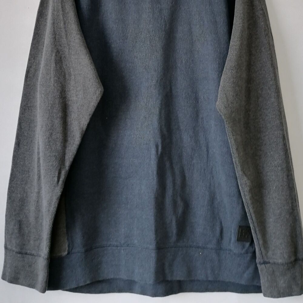 DKNY Jeans Men's Blue Gray Color Block Crew Neck Raglan Sleeve Sweater Size XXL - Picture 3 of 8